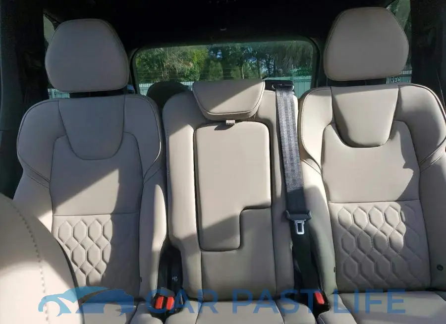 YV4062PE4T1464495# 10