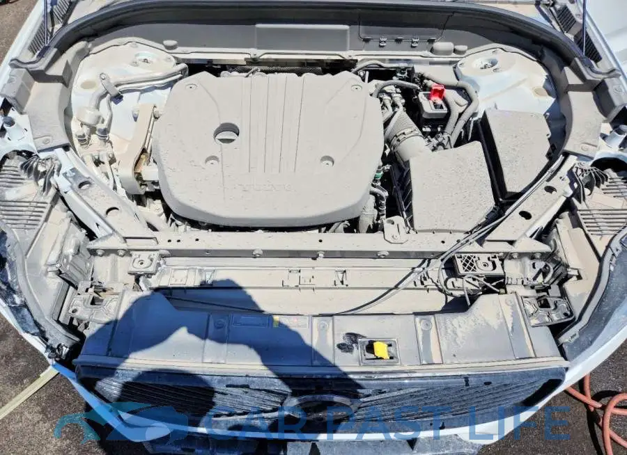 YV4M12RM3T1360097# 11