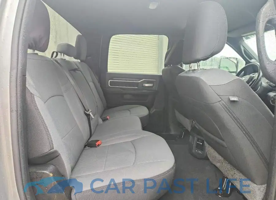 3C6UR5JJ8PG548420# 10