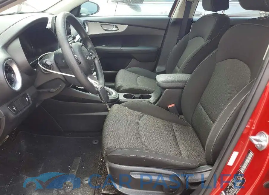 3KPF24AD8PE652704# 7