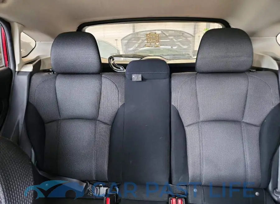 JF2GTAAC5JH211526# 10