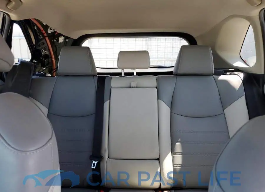 2T3B6RFV9MW019615# 10