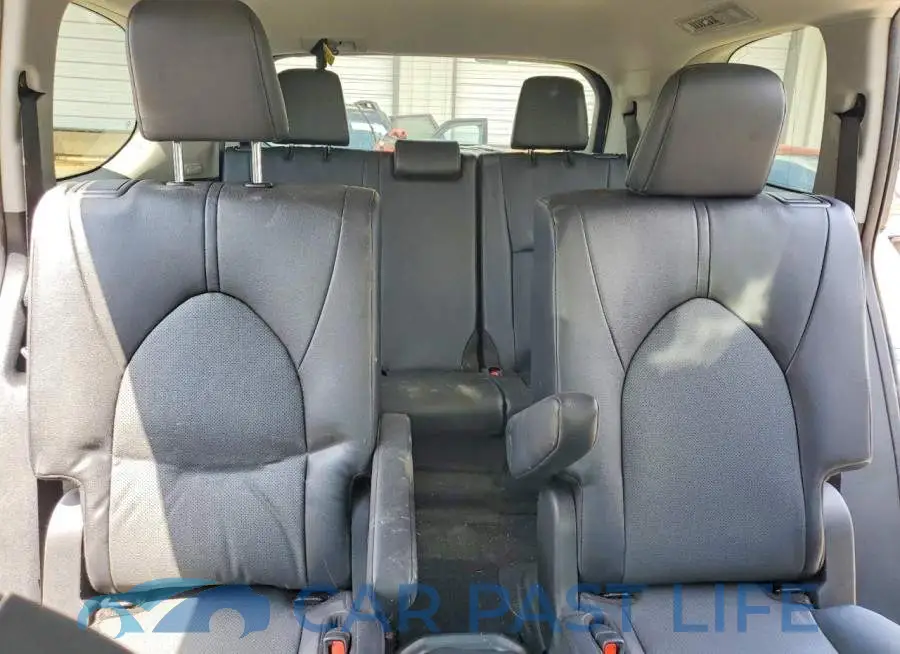 5TDAAAB56RS069835# 10