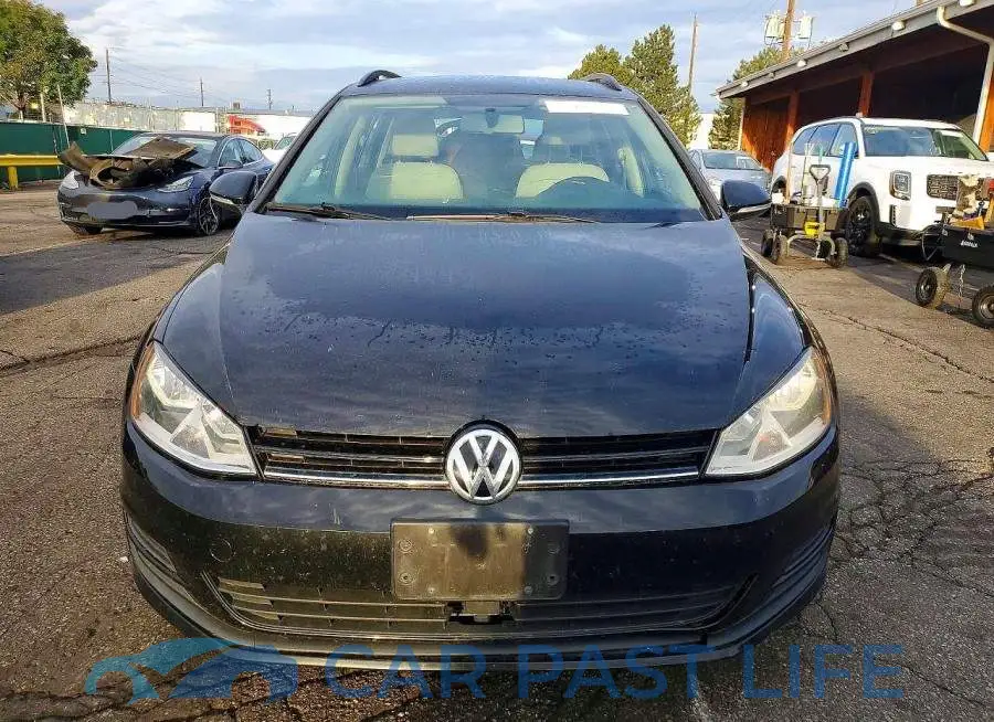 3VW017AU6HM502752# 5