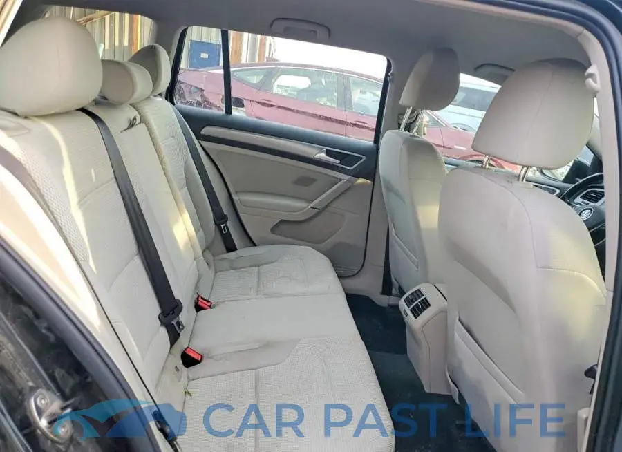 3VW017AU6HM502752# 10