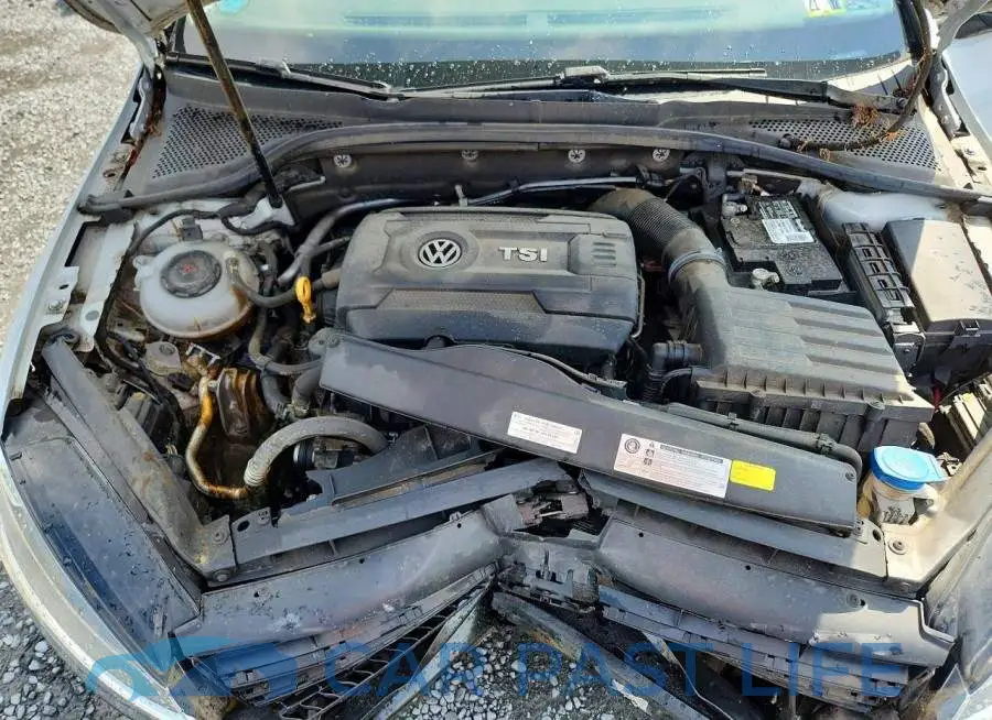 3VW117AU8JM752973# 11