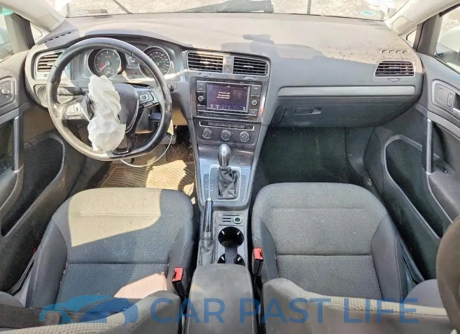 3VW117AU8JM752973# 8