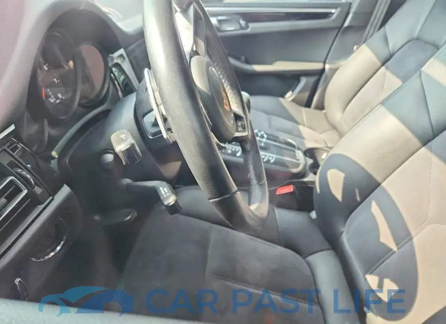 WP1AA2A52LLB01498# 9