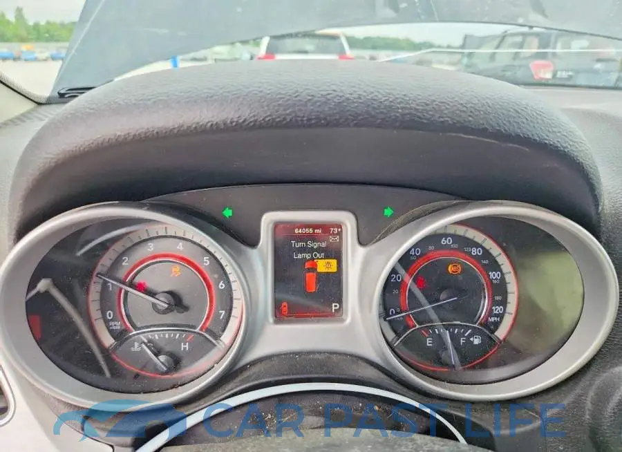 3C4PDCAB1LT275825# 9