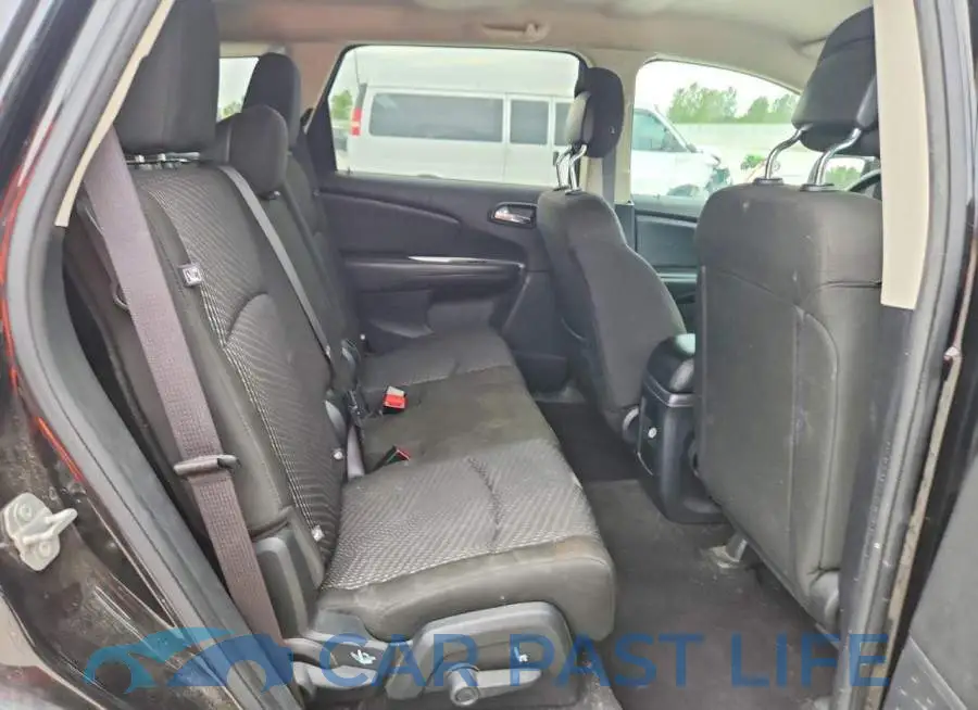 3C4PDCAB1LT275825# 11