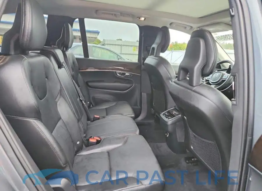 YV4102PK9J1373604# 11
