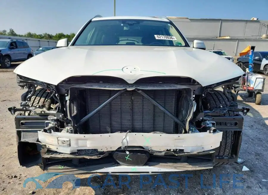 5UX23EM08R9S50083# 5