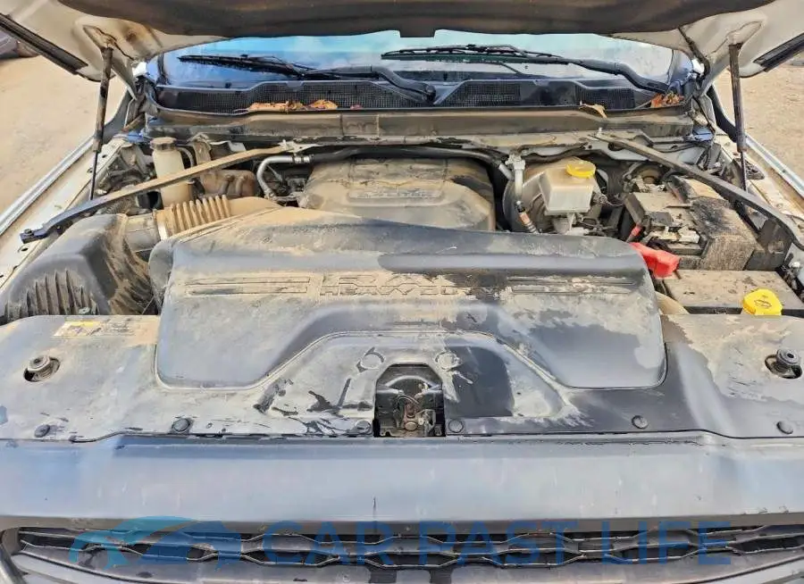 3C6UR5HJ9KG688569# 11