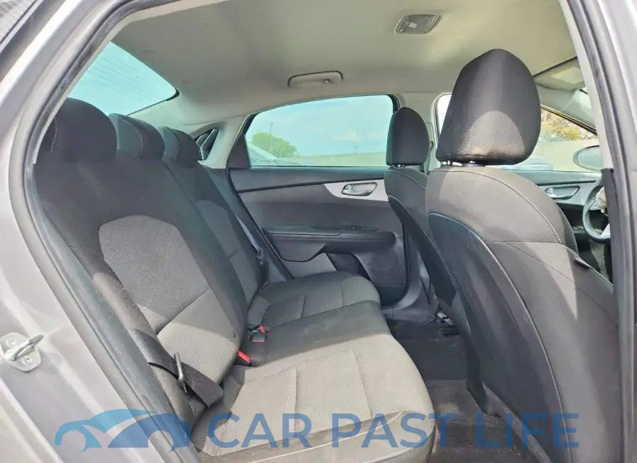 3KPF24AD5PE687183# 10