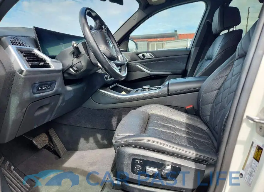 5UX13EU05R9V40227# 7