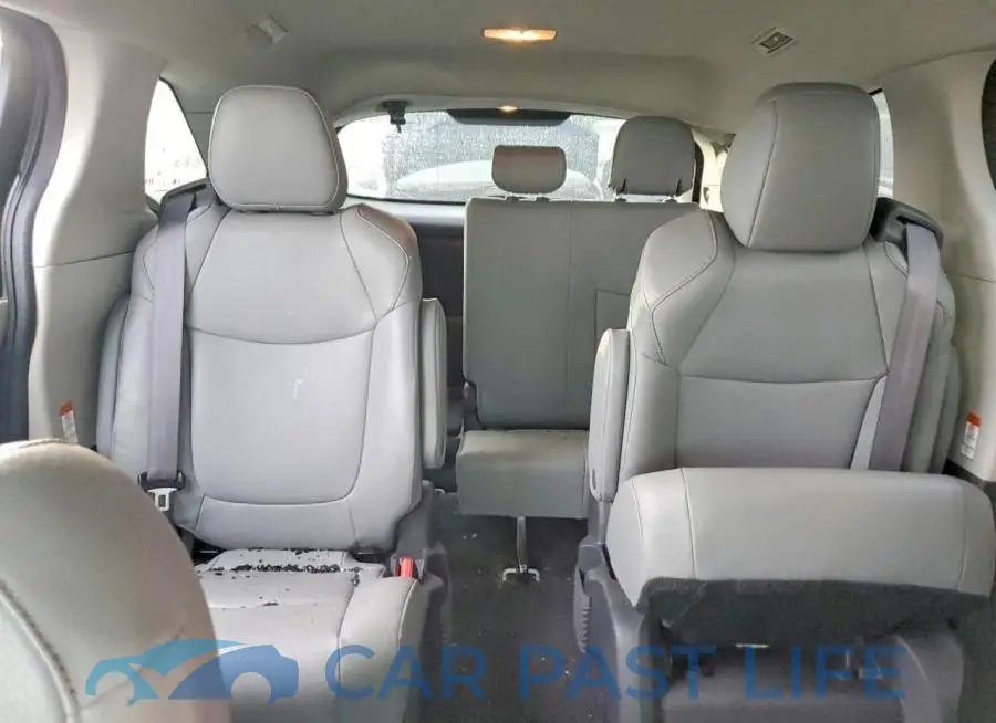 5TDJSKFC6RS122450# 10