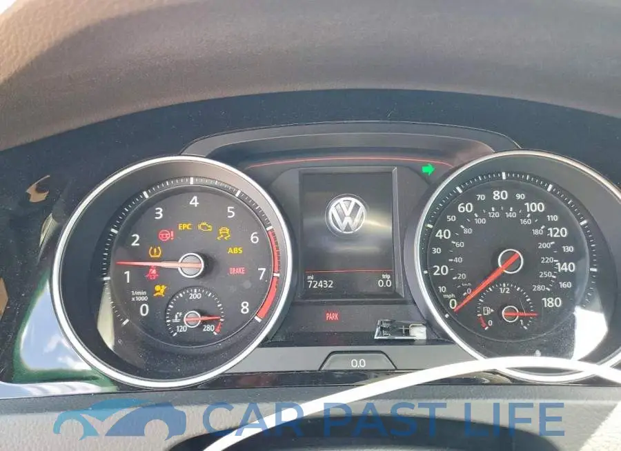 3VW5T7AU1KM021914# 9