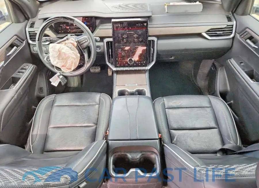 1GKENLKS4RJ183891# 8