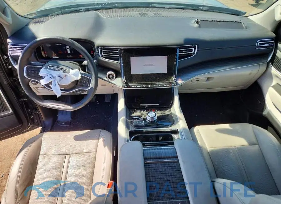 1C4SJVBP9RS175118# 8