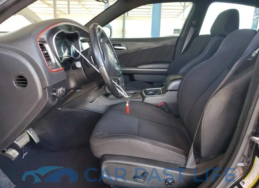 2C3CDXGJ5HH551772# 7