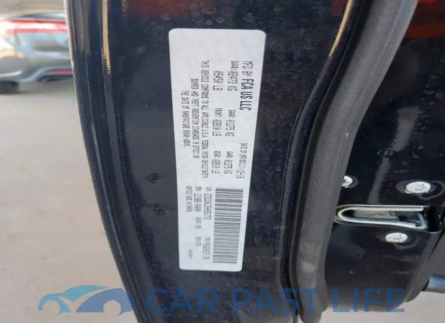 2C3CDXGJ5HH551772# 13