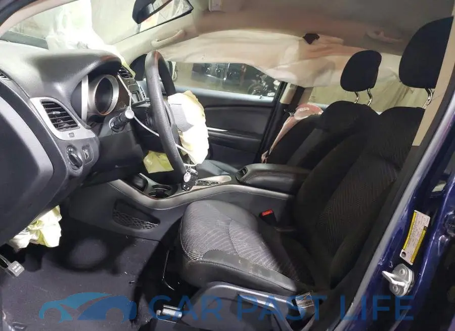 3C4PDCAB2LT201975# 7