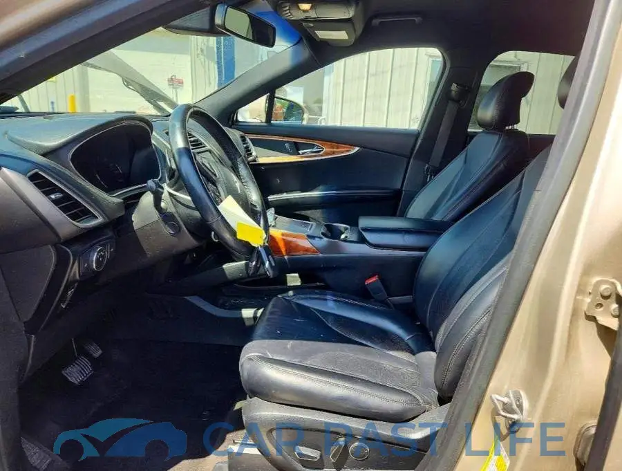 2LMPJ8KR1HBL51841# 7