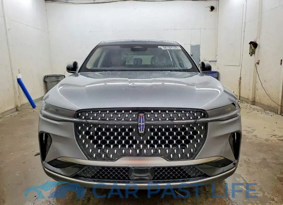 5LMPJ8J42SJ905258# 5