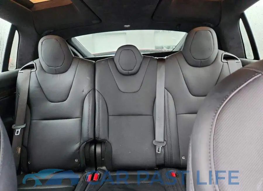 7SAXCDE58PF419049# 10