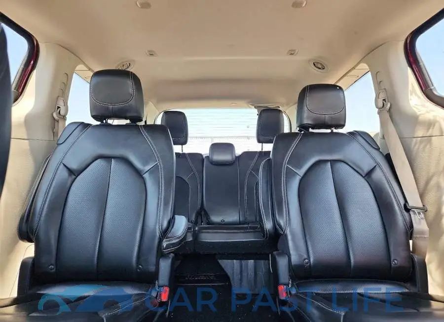 2C4RC1DG2MR506047# 10