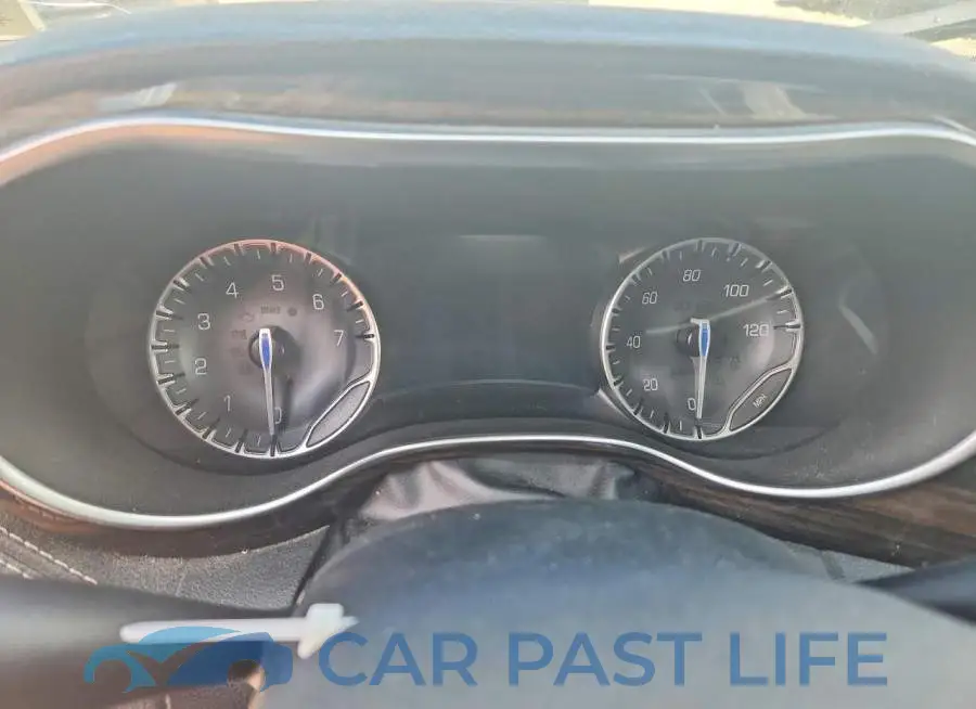 2C4RC3GG5NR175151# 9