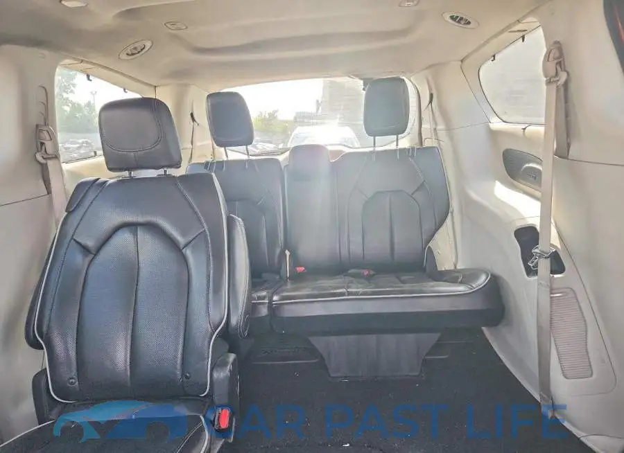 2C4RC3GG5NR175151# 10