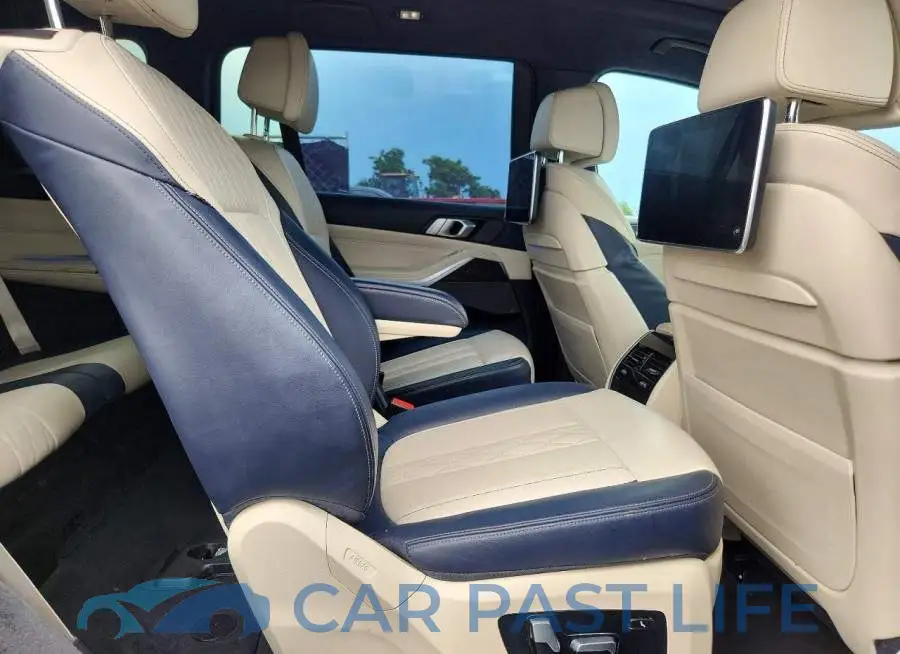 5UXCX4C54KLS38330# 11