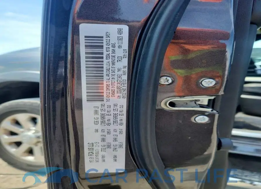 3C6UR5FL2KG713431# 12