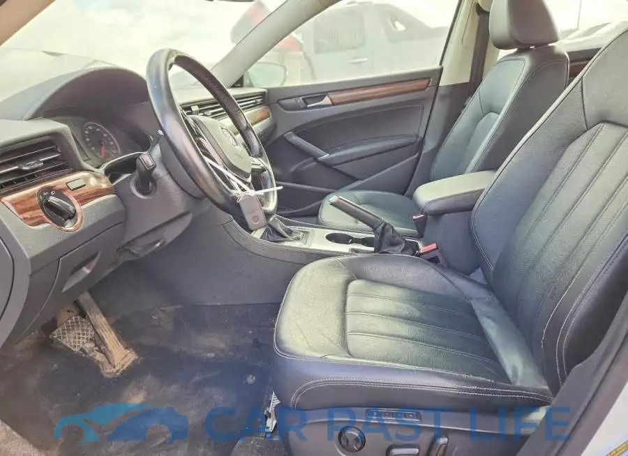1VWCA7A38LC008908# 7