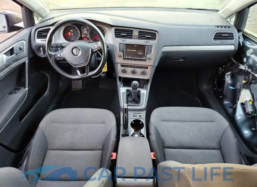 3VW117AUXHM044685# 8
