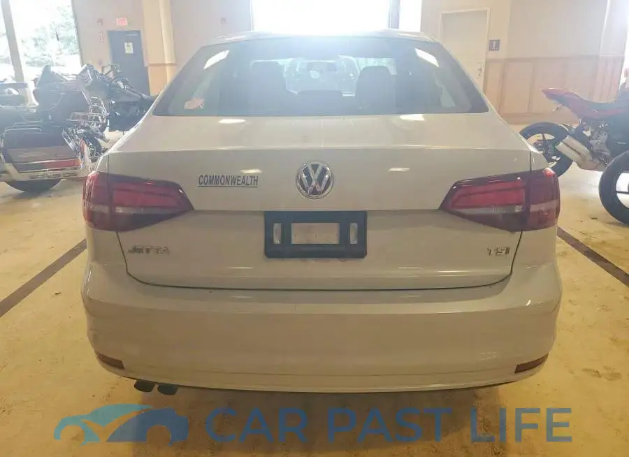 3VW2B7AJ8JM245126# 6