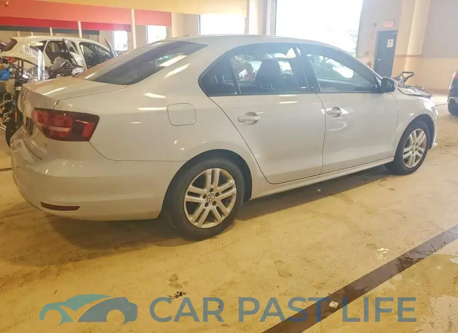 3VW2B7AJ8JM245126# 3