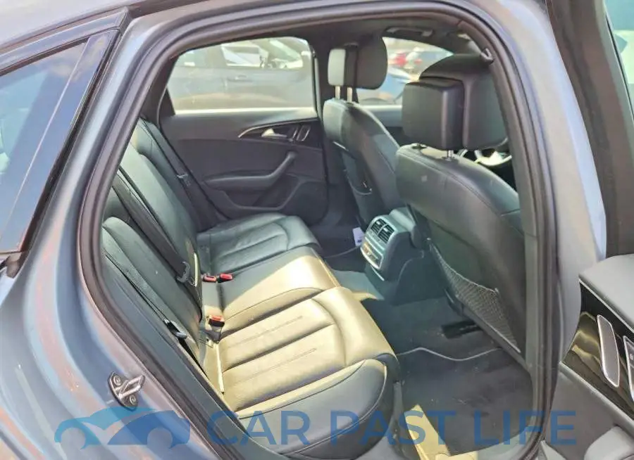 WAUF8AFC8JN075542# 10