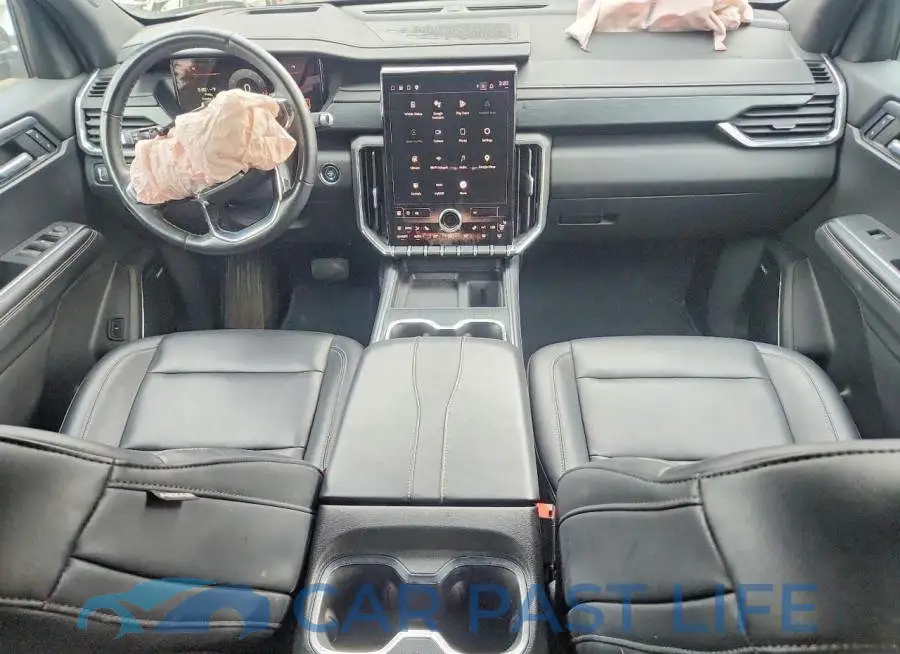 1GKENNKS7RJ230701# 8