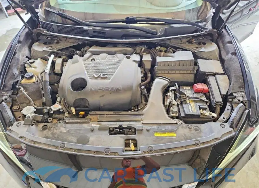 1N4AA6CV4LC370128# 11