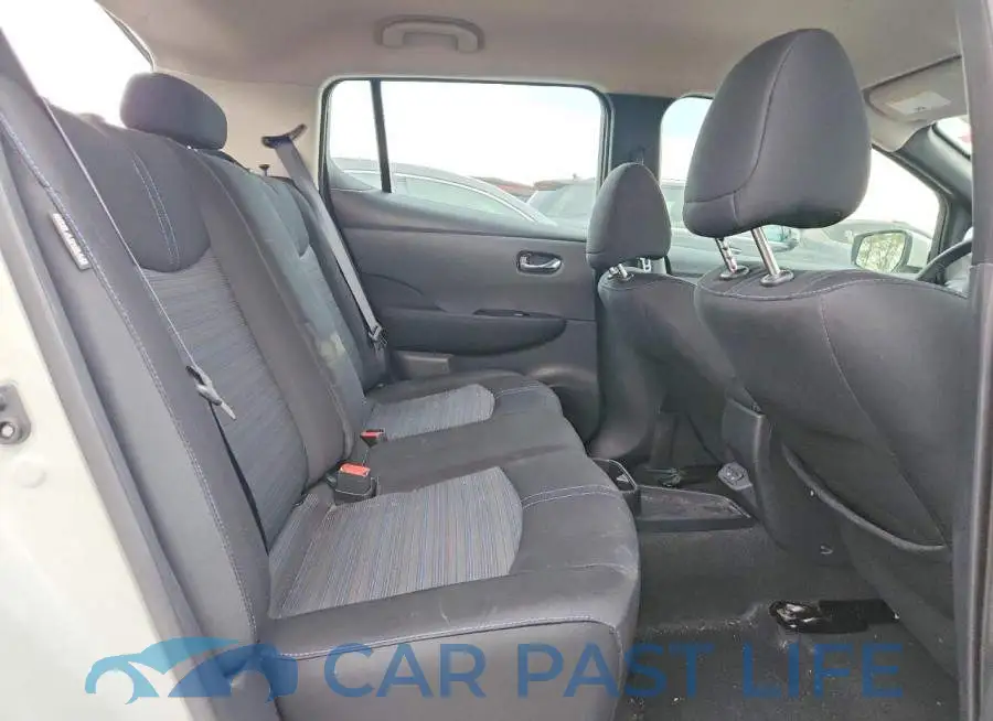 1N4CZ1CV7PC551959# 10