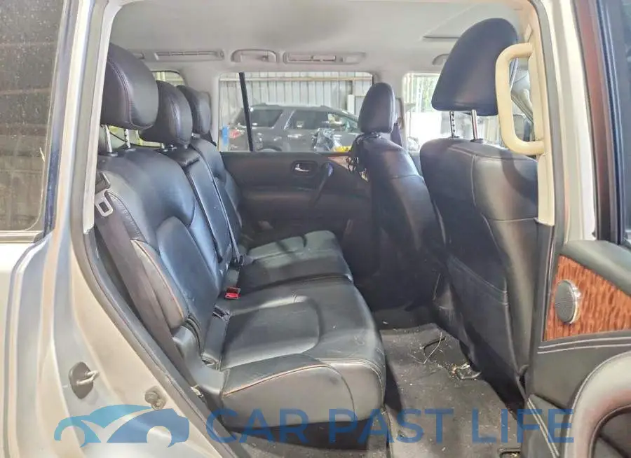 JN8AY2ND2KX009852# 10