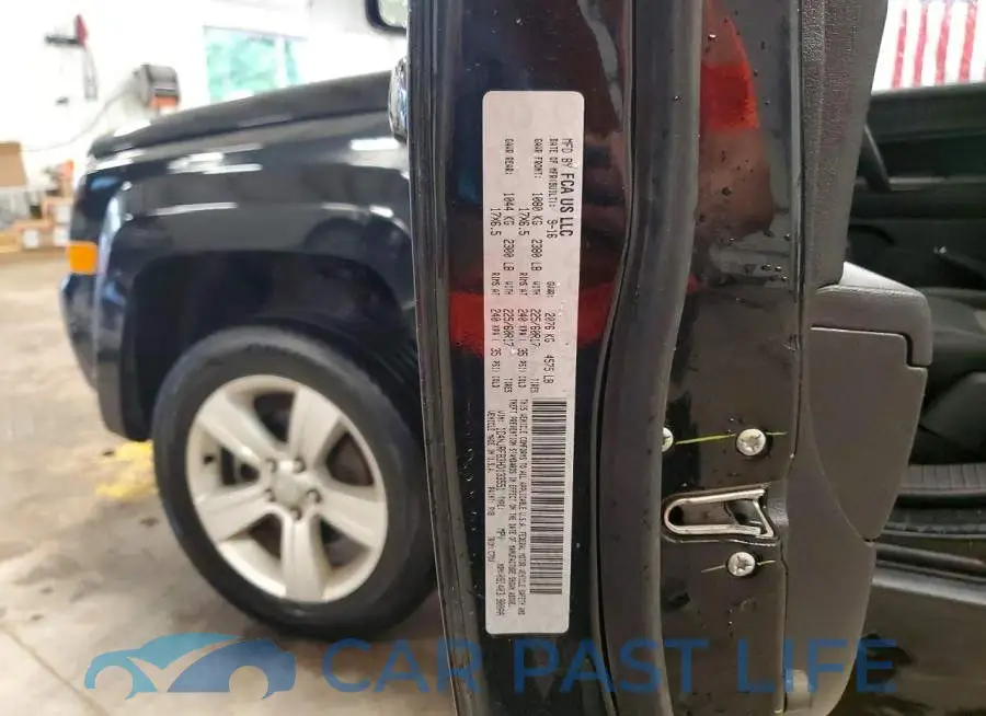 1C4NJRFB3HD133551# 13