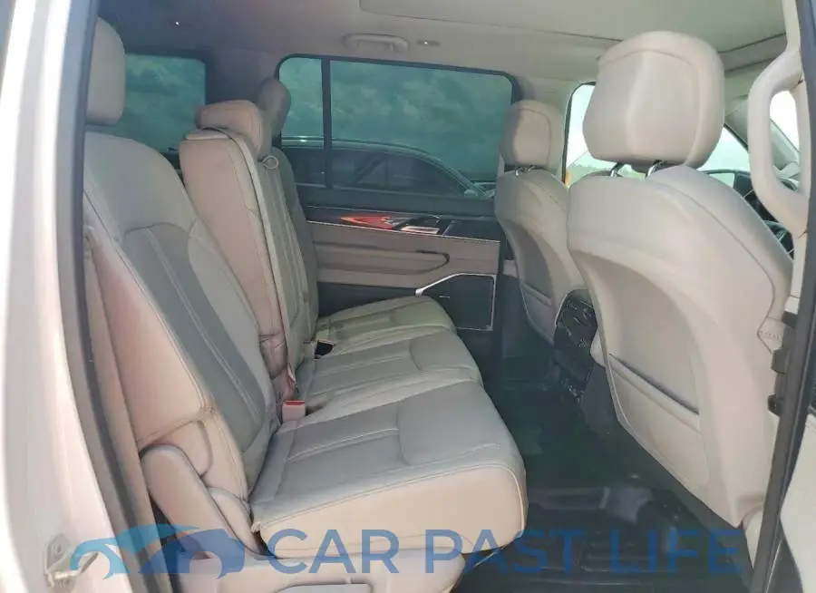 1C4SJSAP7RS155160# 11