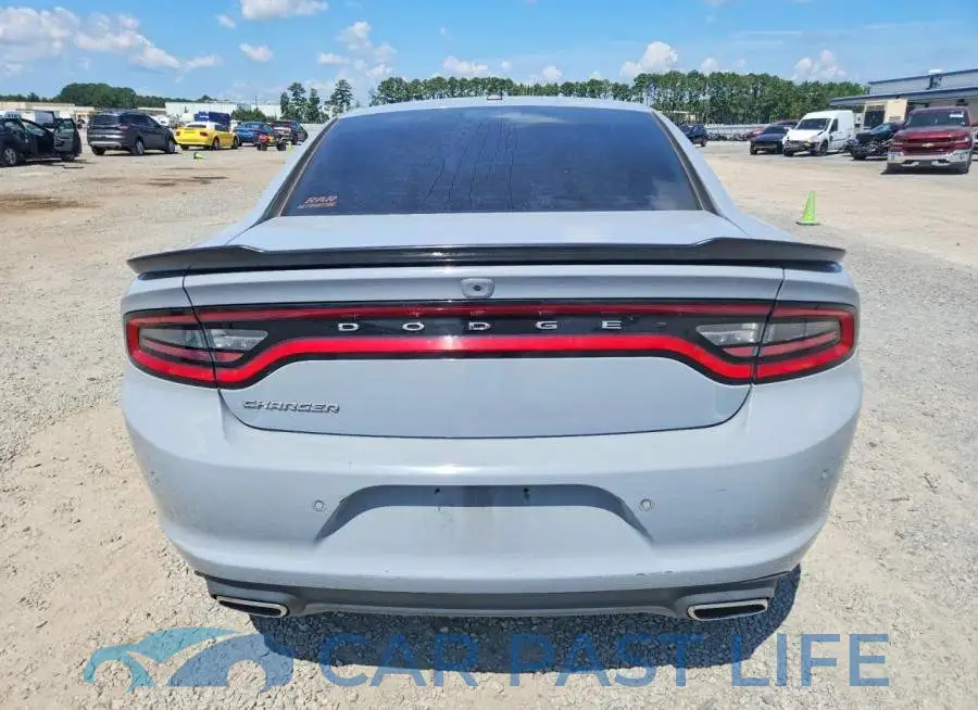 2C3CDXBG9NH182647# 6