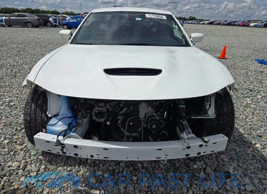 2C3CDXGJ0NH136273# 5