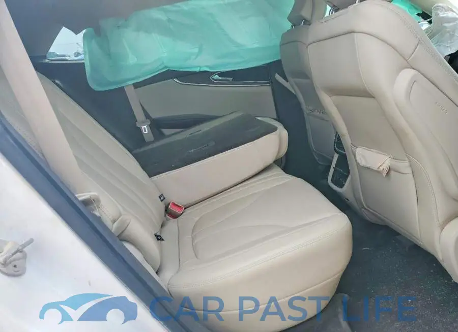 2LMPJ8KR2HBL37639# 11