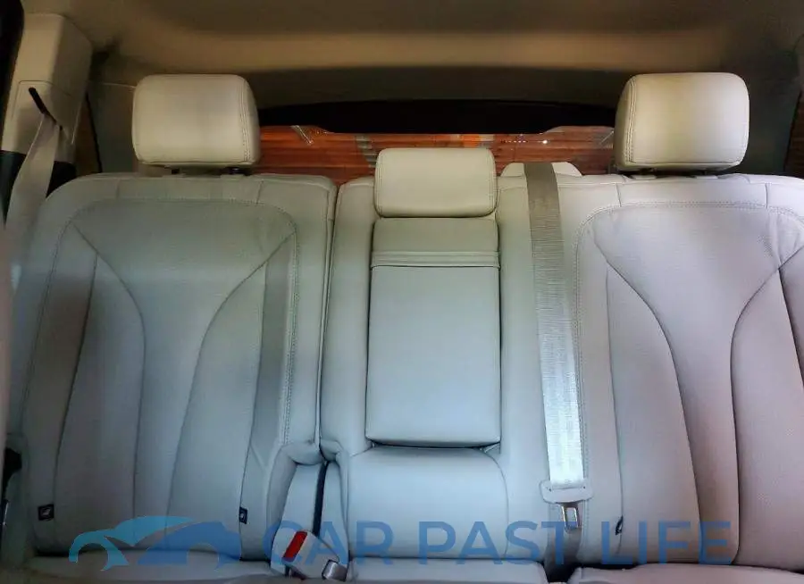 2LMPJ8LR5JBL11136# 10