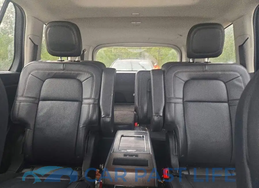 5LM5J7XC5SGL04486# 10